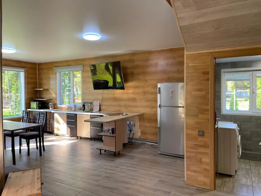 Дом на берегу реки Волга