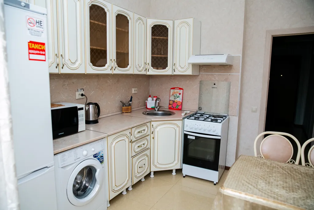 Квартира Квартира Анти-Отель на 3чел. 1комн.кв. 1этаж, код-128 — Махачкала