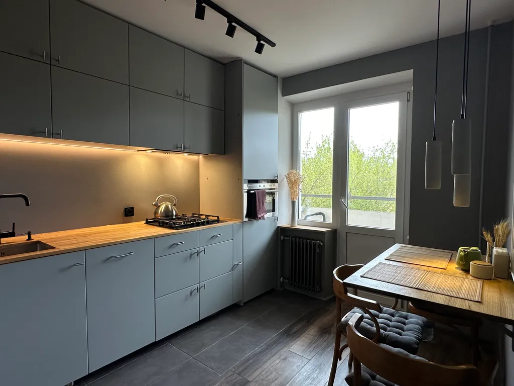 Комфортная 2-комнатная квартира — аренда посуточно в Торжок