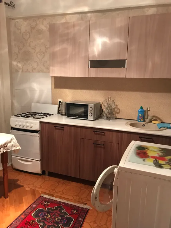 Квартира 2-комнатная Квартира — Махачкала