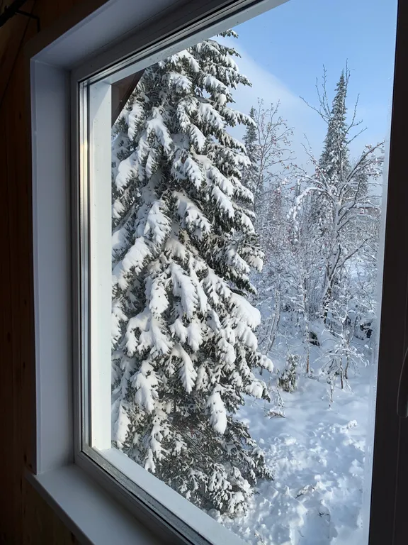 Уютный и просторный коттедж с видом на горнолыжные трассы