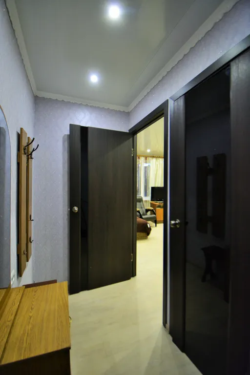 Однокомнатная квартира недалеко от КРЦ Плазма, сетевых магазинов