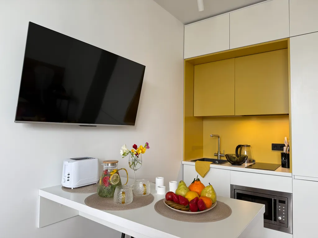 Апартамент Sun Paradise с видом на море и горы