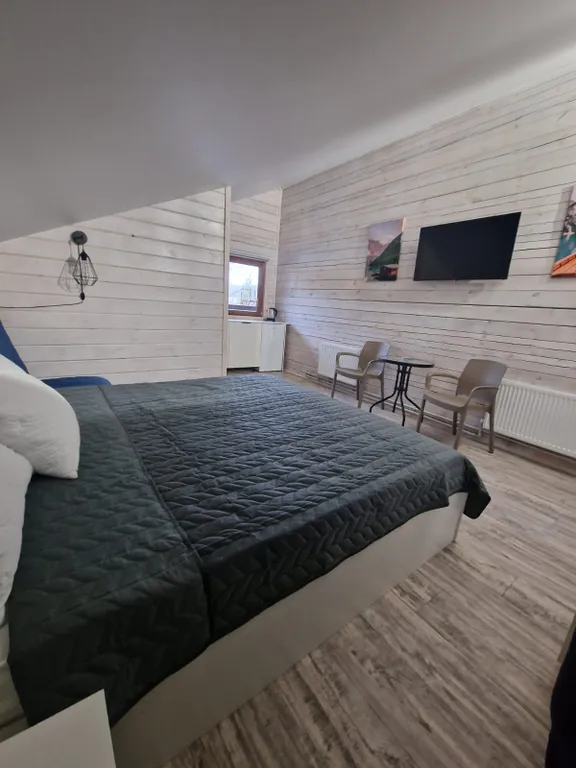 Коттедж Уютный комфортабельный гостевой дом Лада — Северская