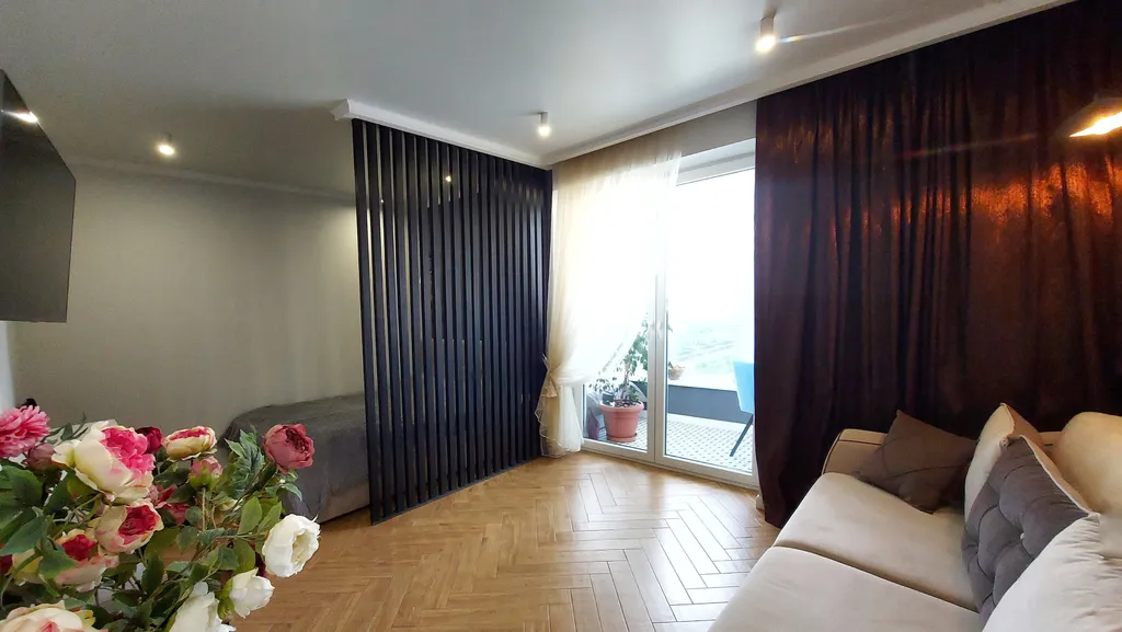 Просторная дизайнерская квартира у моря