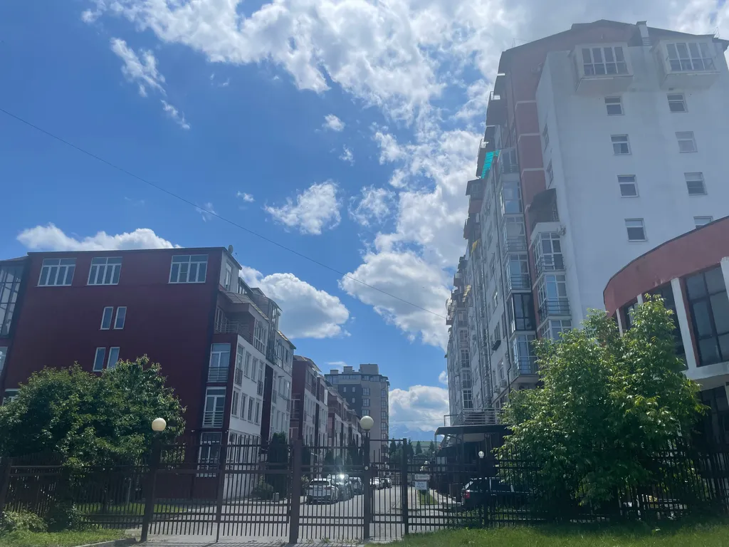 Лофт с террасой в центре на набережной, Закрытый двор