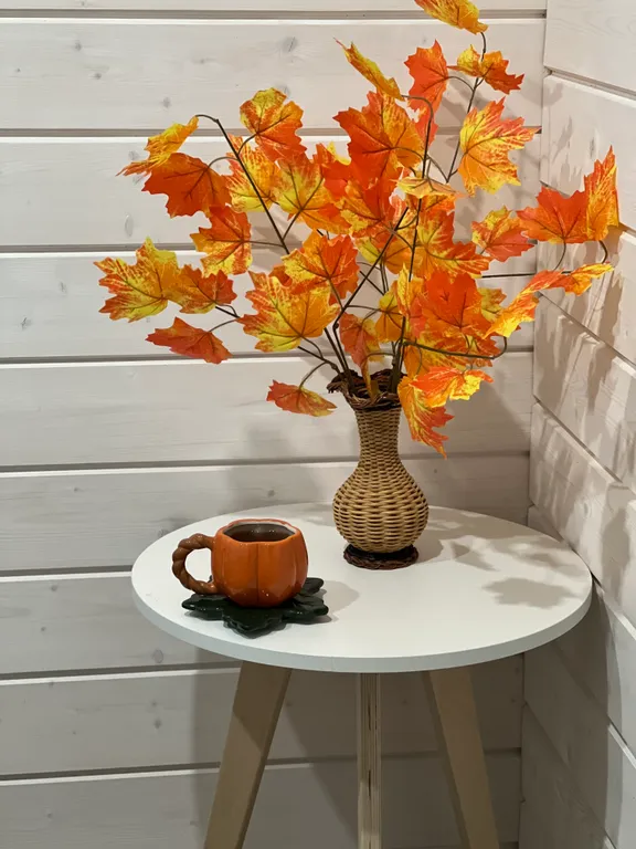 Коттедж Домик Бонапарт на базе отдыха Монтенегро — Волковицы