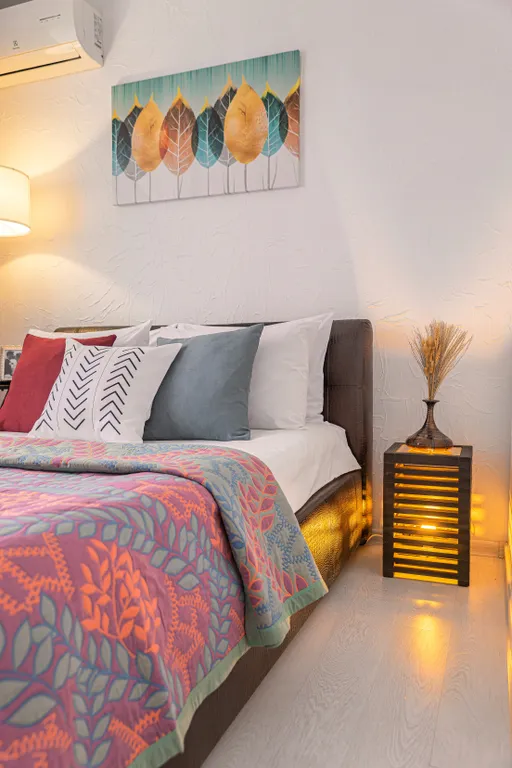 Двухкомнатная квартира-студия рядом с зоопарком