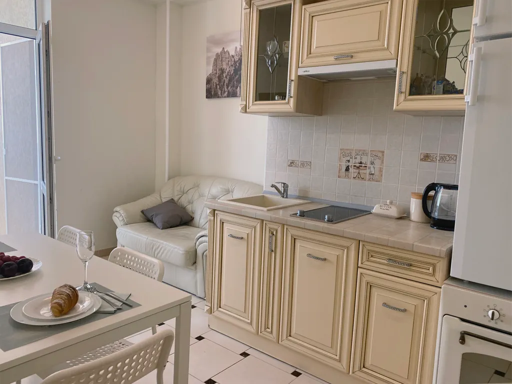 Уютная квартира с видом на море