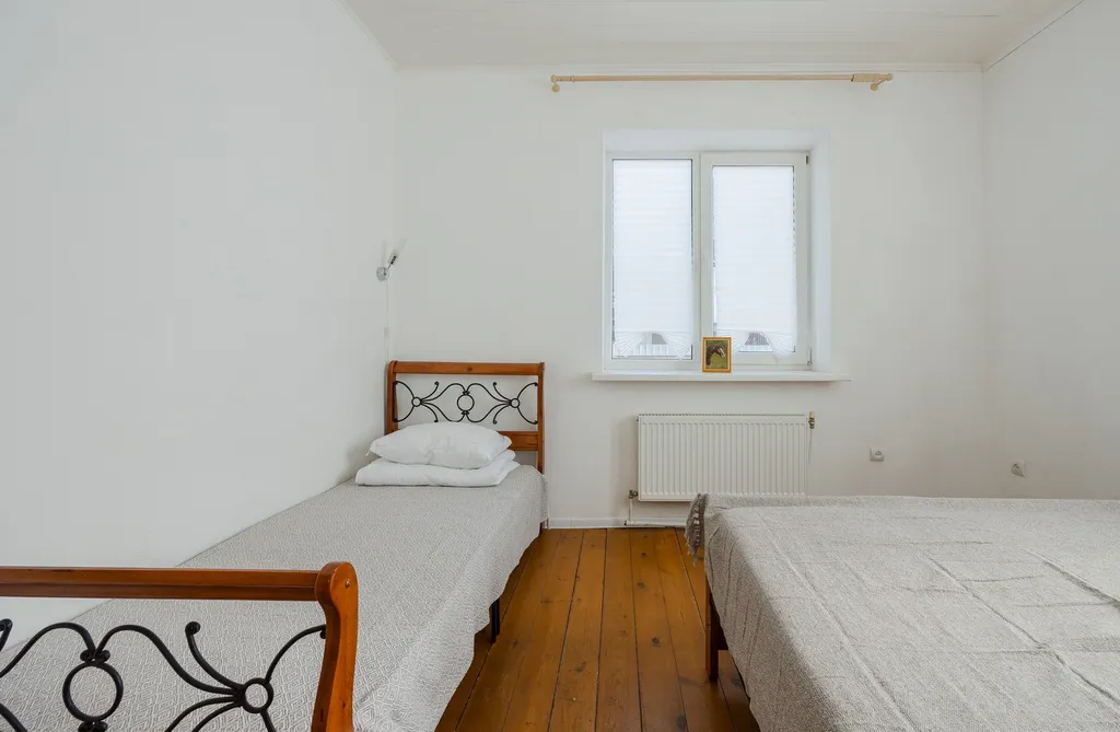 Дом с бассейном и сауной