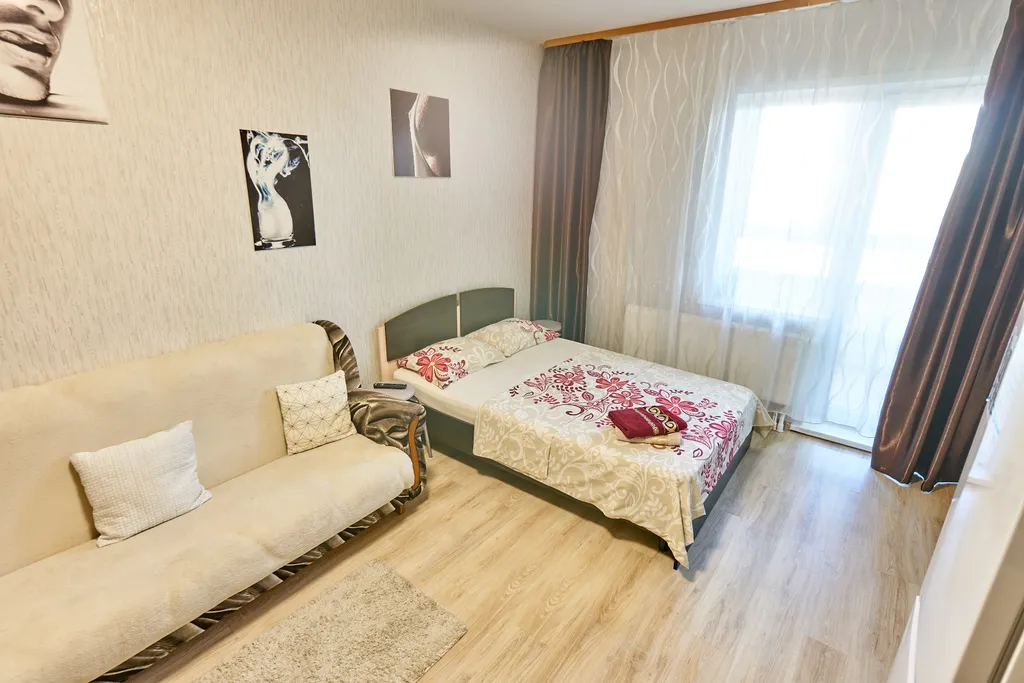 Современная студия с балконом на 21 этаже  в самом центре города