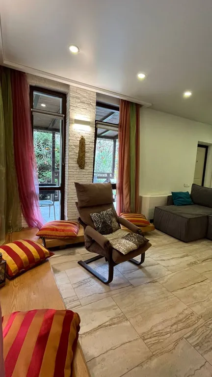 Евро-четырехкомнатный апартамент Эко Дом с террасой