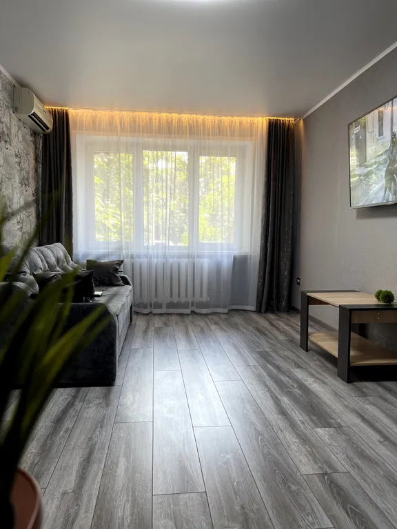 Квартира Двушка у парка Поддубного — аренда посуточно в Ейск