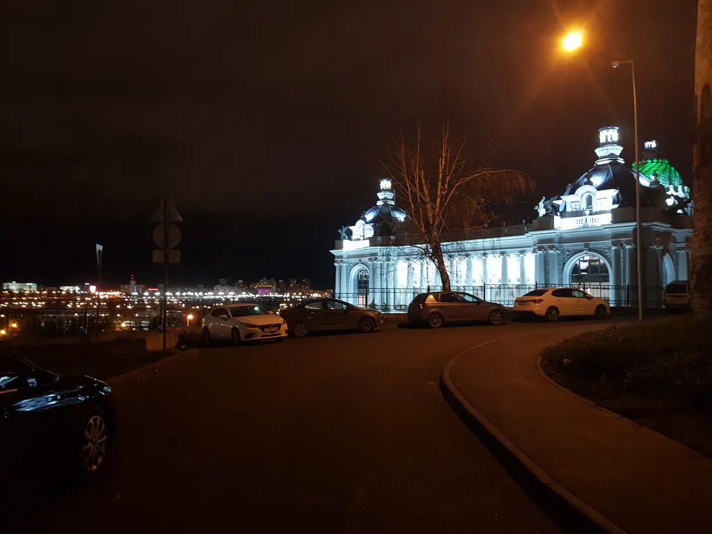 Квартира 2-комнатная Квартира — Казань