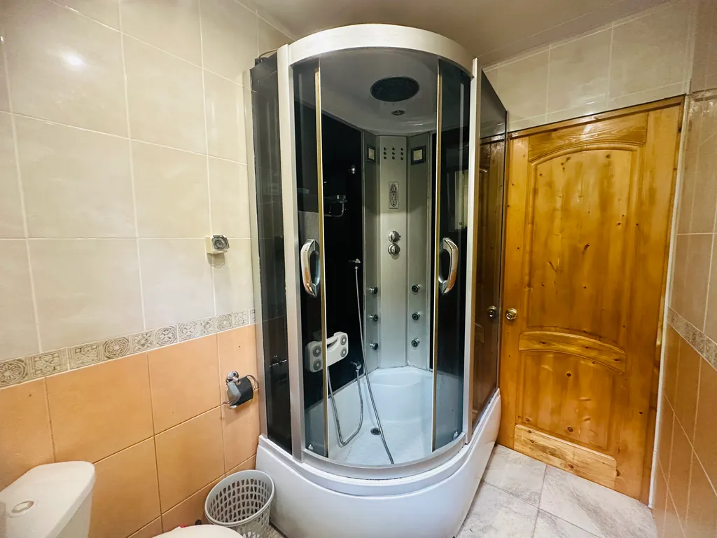 Трехместный с удобствами