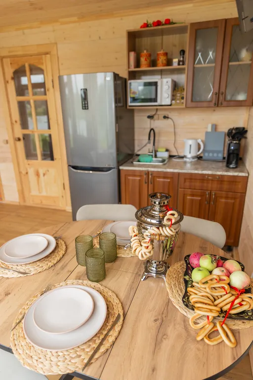 Коттедж Домик на берегу озера с чаном и рыбалкой — Голыгино