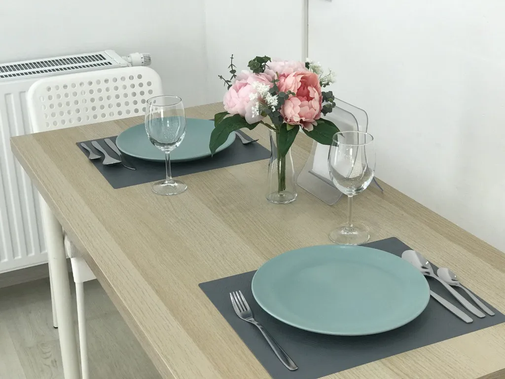 У нас уютно, ждем вас в гости, рядом Дворец борьбы