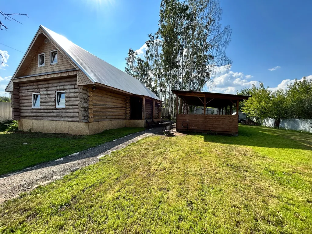 Новый рубленный дом в центре Ижевска, с баней и бассейном