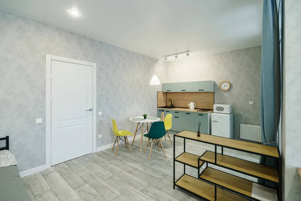 Студия с видом на город и Волгу