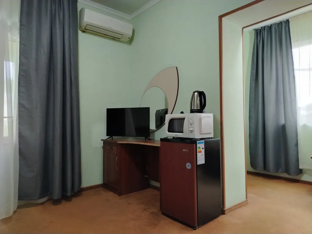 212 Alliance Apartments на Летней, 50