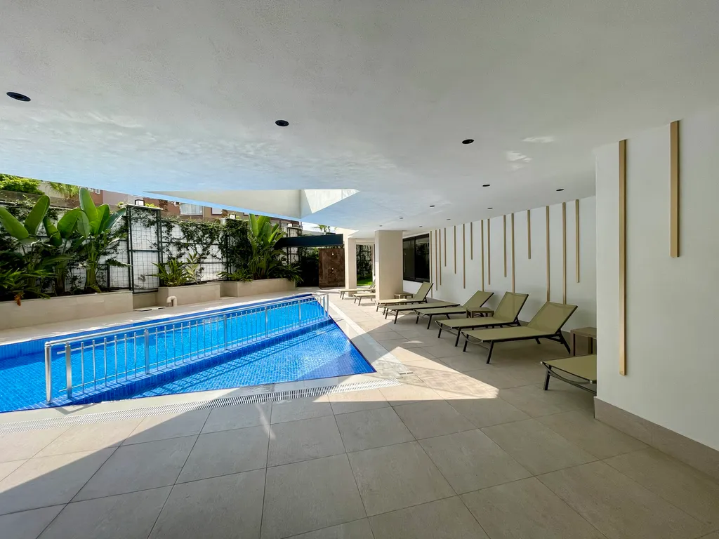 Luxury Flat 300m to the Beach