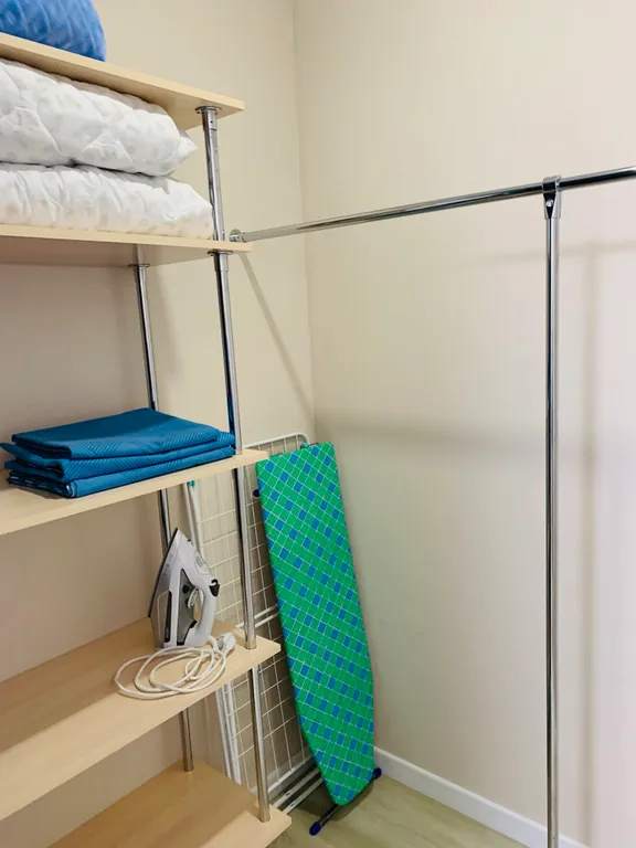 Квартира Уютная студия с кондиционером в доме рядом с аэропортом Толмачево — Обь