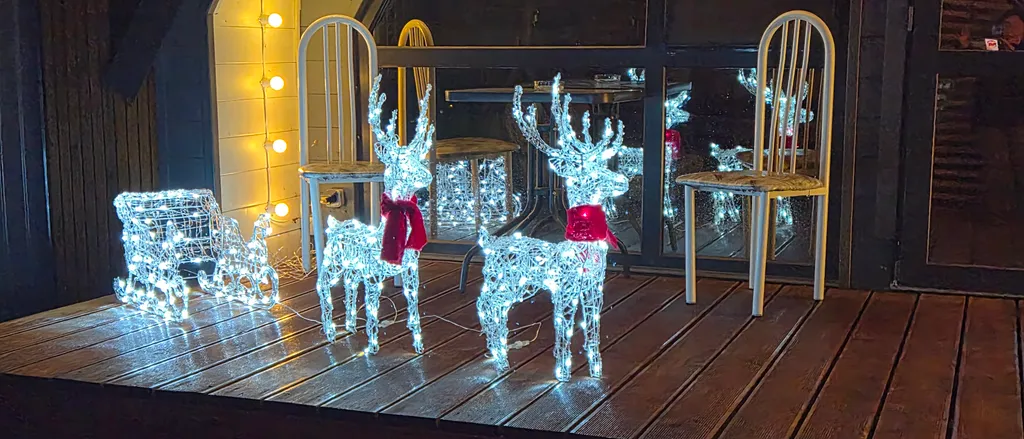 Дом А-фрейм из дерева с баней и джакузи