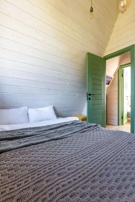 Треугольный дом у 3х горнолыжных курортов