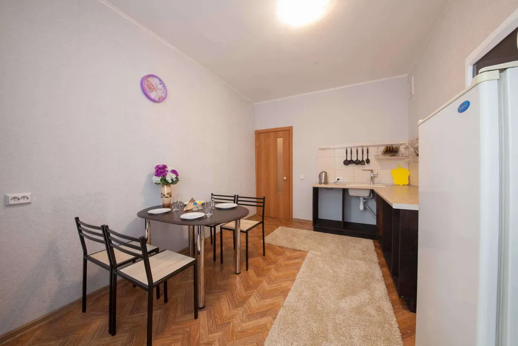 Квартира Квартира Однокoмнaтнaя квaртиpа нaпрoтив ТРЦ Планeта — Красноярск