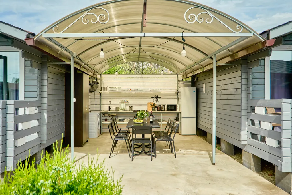 Коттедж 1-комнатный Дом — Сухум