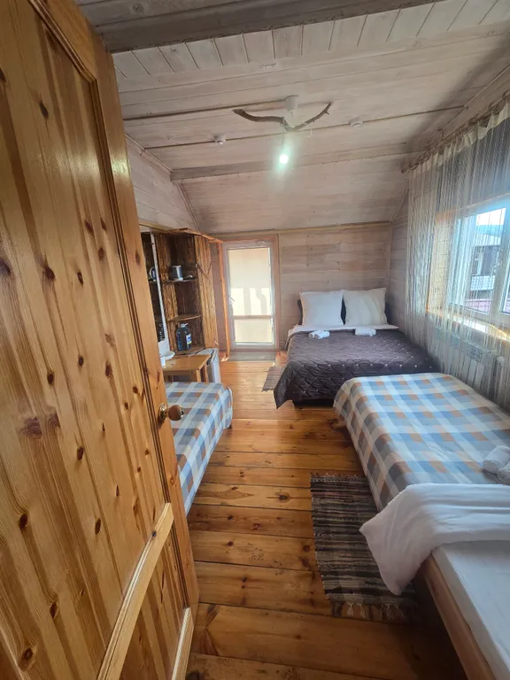 Уютная комната с собственным душем и туалетом