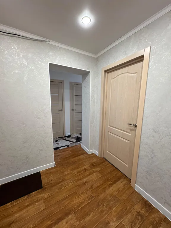 Двухкомнатная квартира рядом с набережной города