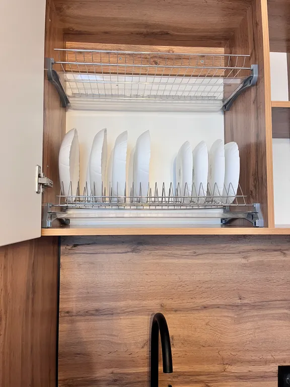 Очаровательная новая чистая квартира