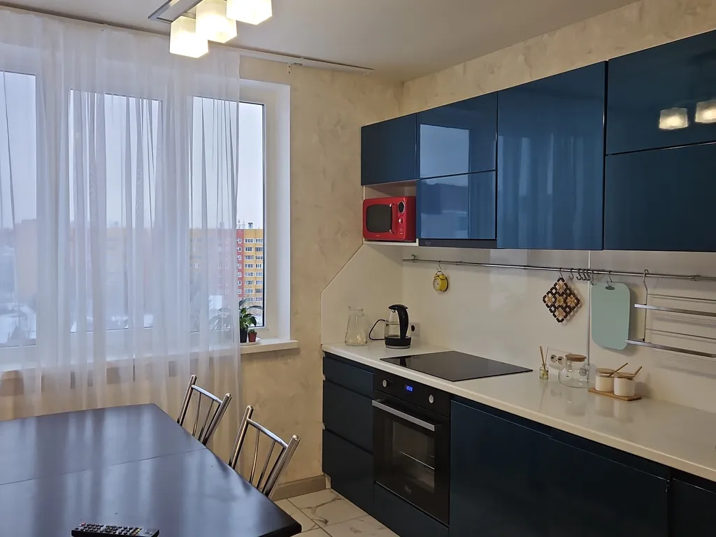 Уютная двухкомнатная квартира с отличным расположением — аренда посуточно в Петрозаводск