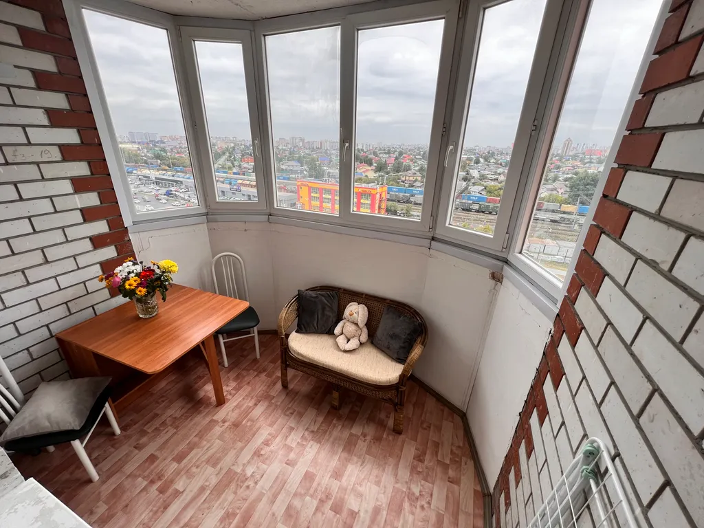 Квартира Уютная, студия, центр города, тц вояж, парковка, кафе, аквапарк — Тюмень