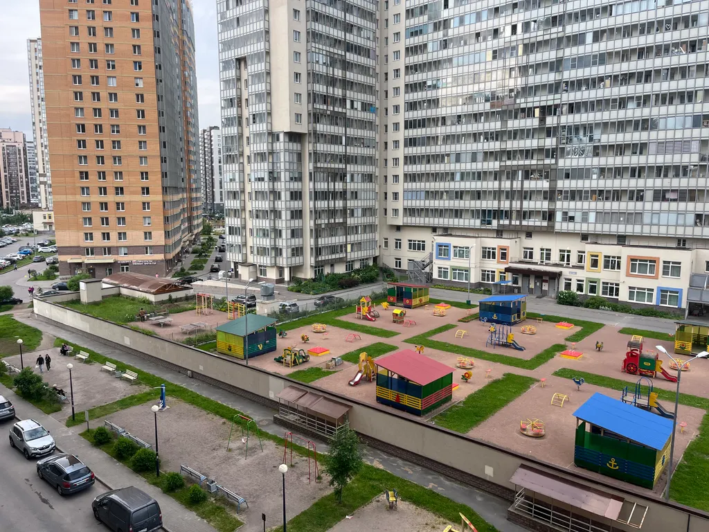 Квартира Квартира Студия у метро — Мурино