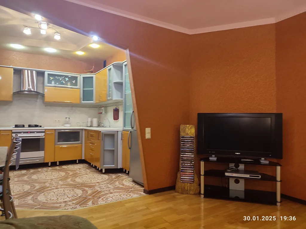 Уютная, просторная 2-комнатная квартира на юбилейной — аренда посуточно в Псков