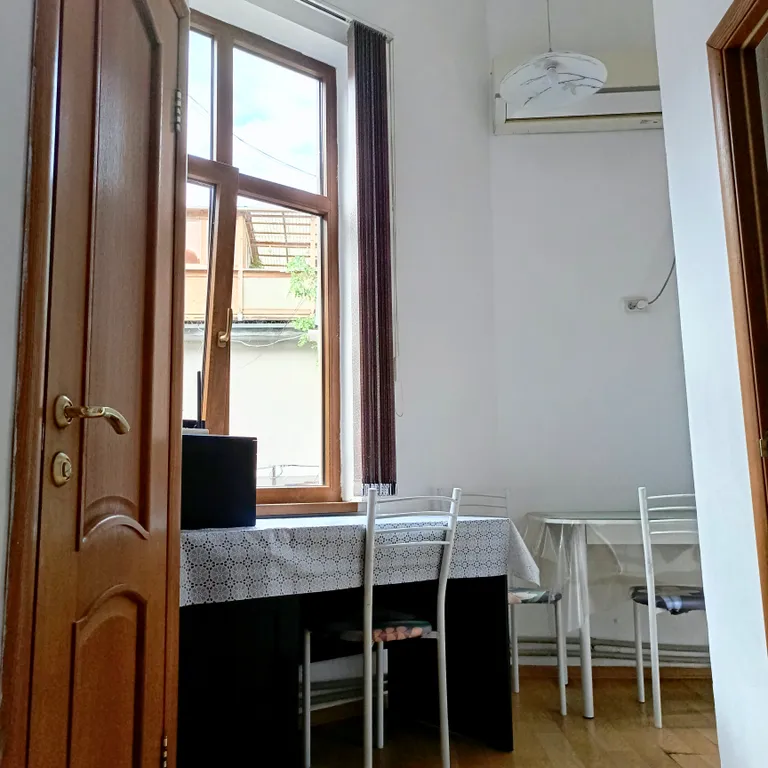 2-комнатная квартира возле набережной