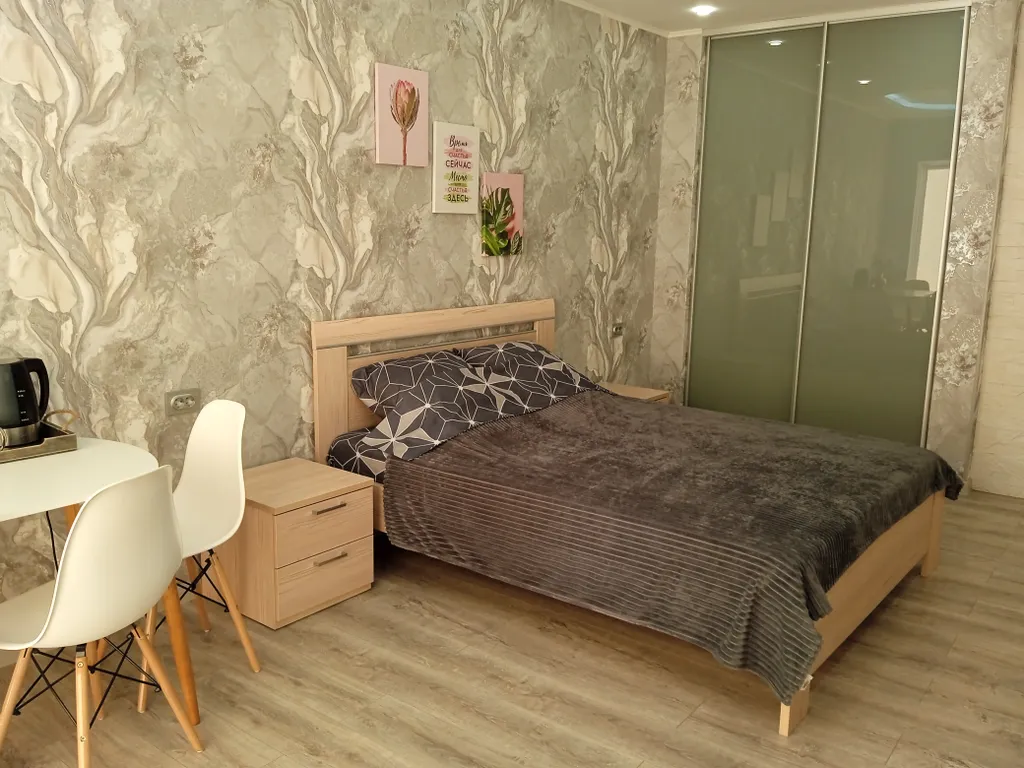 Квартира 2-комнатная Квартира — Севастополь