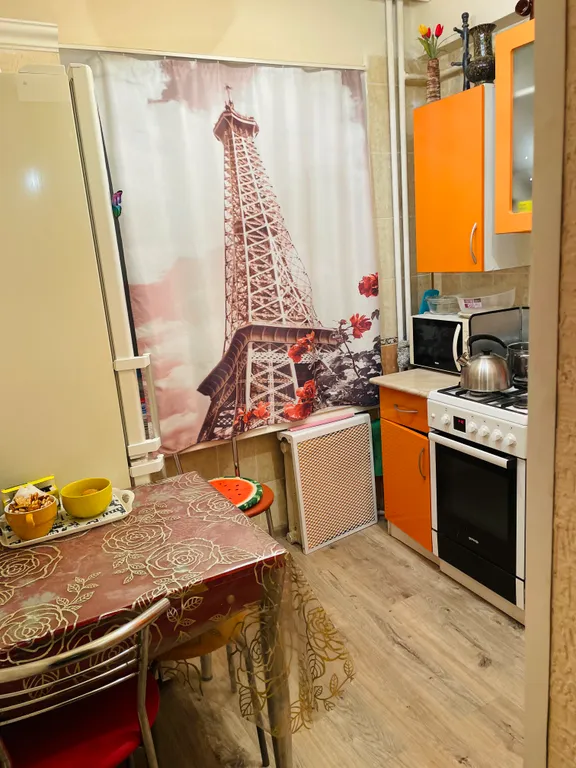 Комфортная квартира близ питьевой галереи