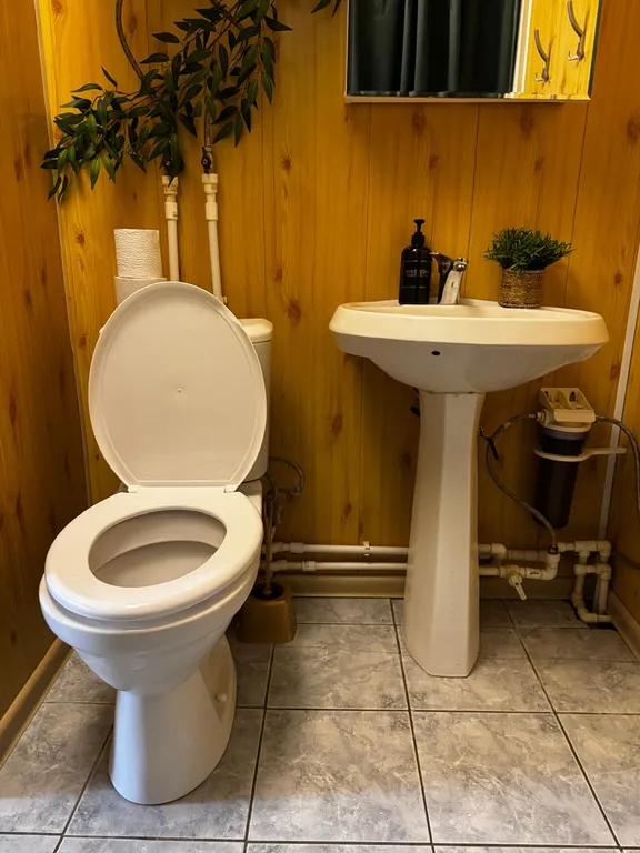 Дизайнерская квартира в деревенском доме в центре города