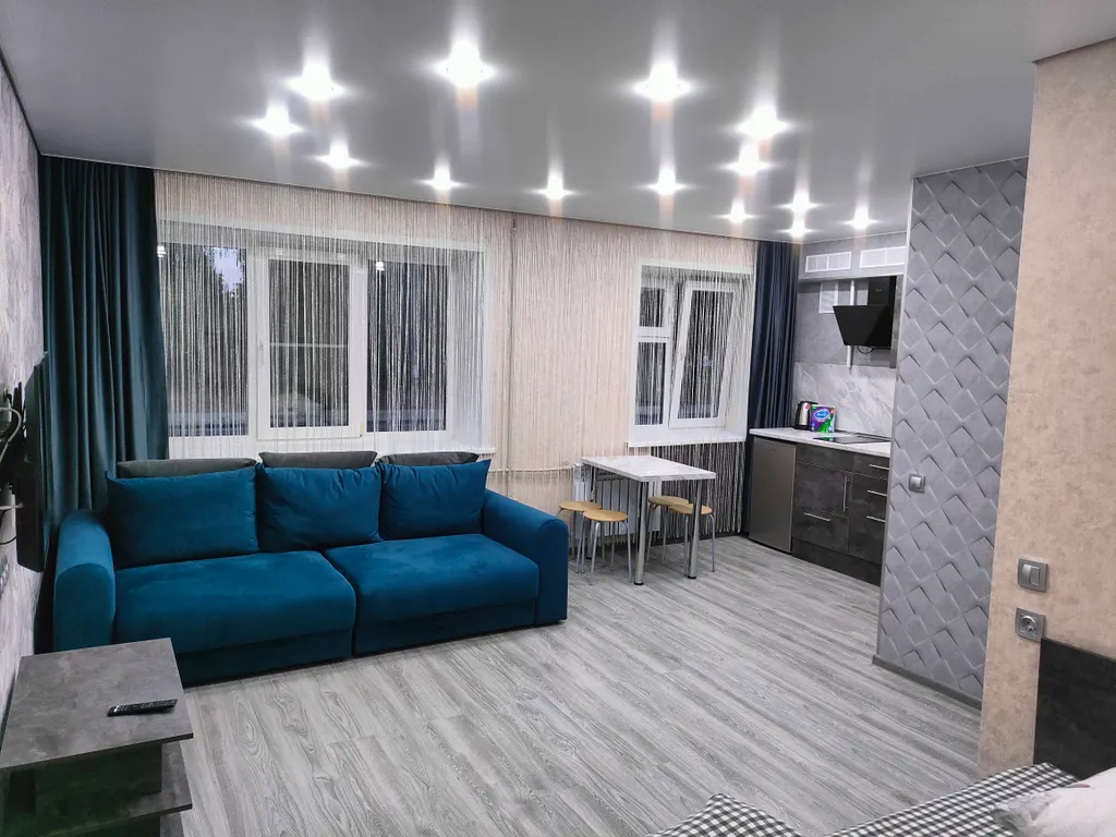 Квартира Студия с прекрасным видом на Волжский парк и набережную реки Волга — аренда посуточно в Рыбинск