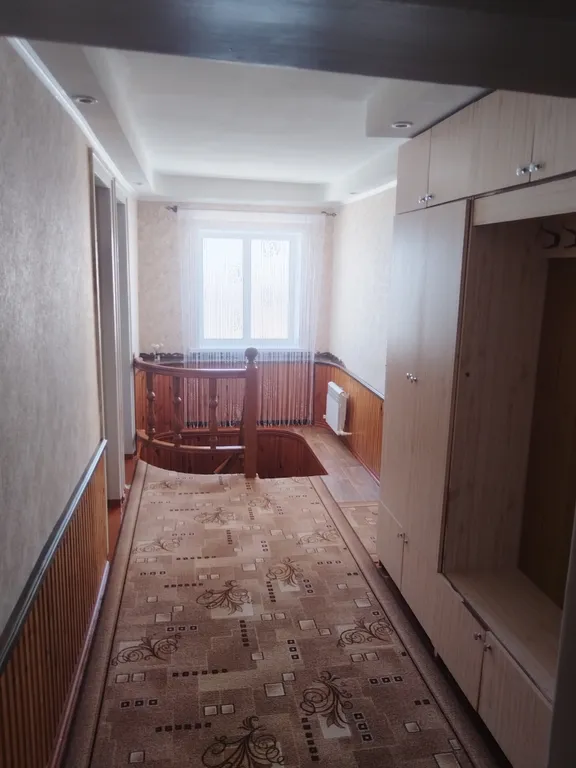 Двухэтажный дом со всеми удобствами в самом центре