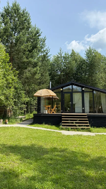 Коттедж Уютный домик в лесу с горячим чаном — аренда посуточно в Таруса