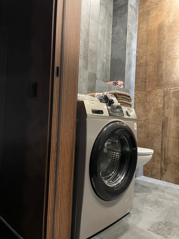 Роскошная квартира с видом на город с высоты птичьего полета