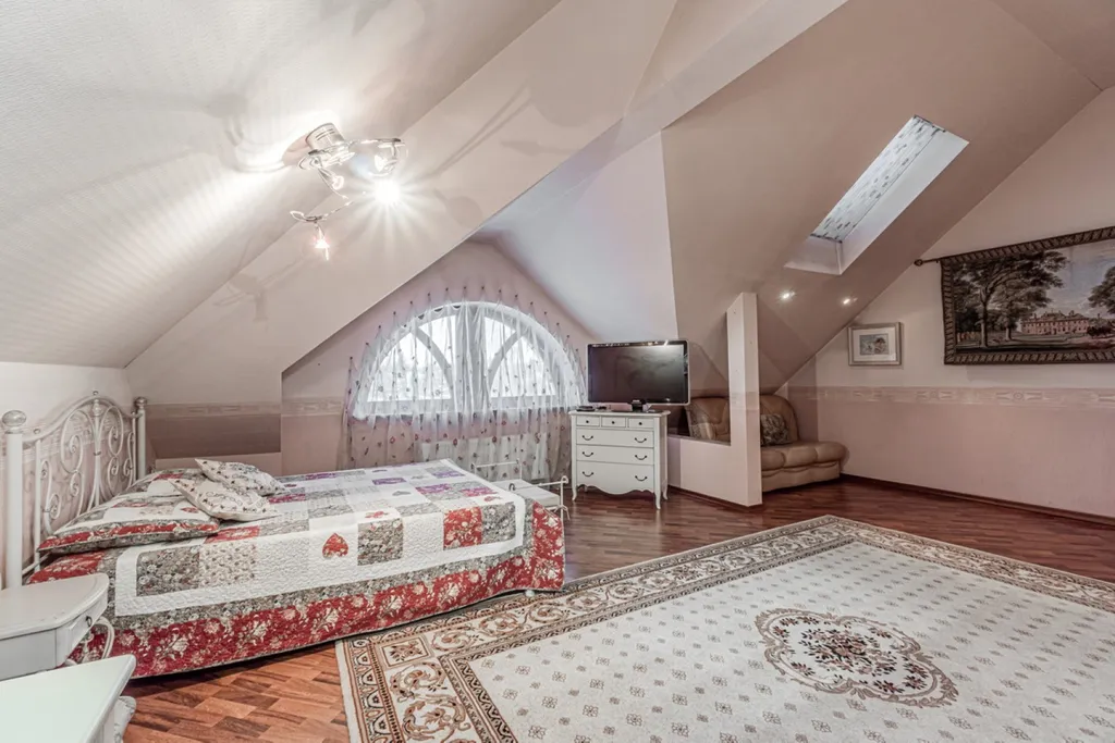 6-комнатный Дом