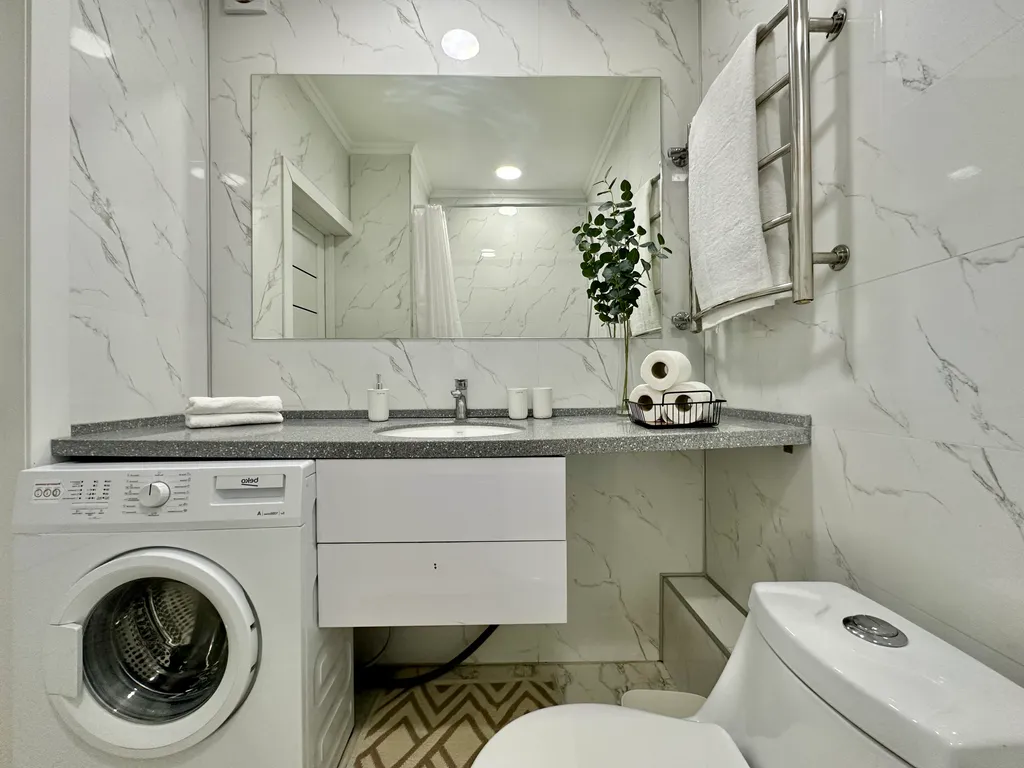 Яркая квартира Терракота в центре города с видом на Коктобе