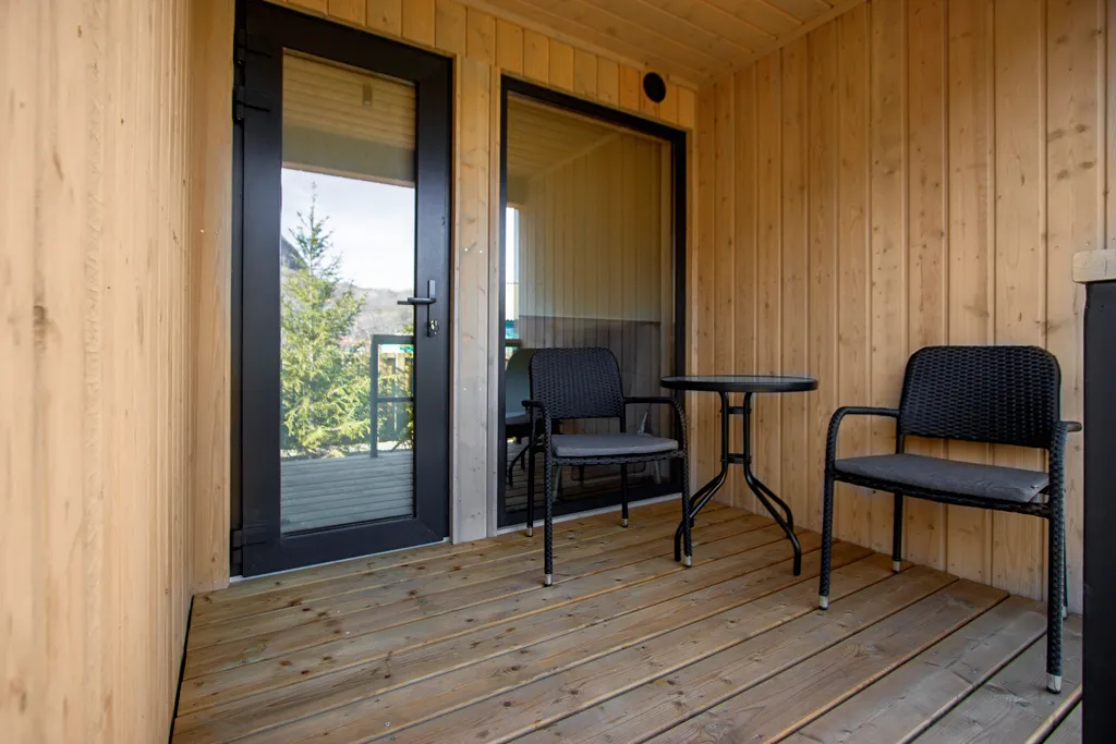 Небольшой домик с видом на Гуамское ущелье