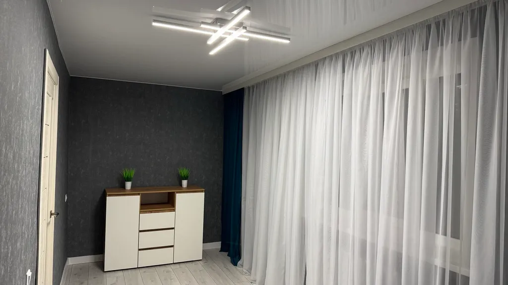 Квартира в центре на берегу озера