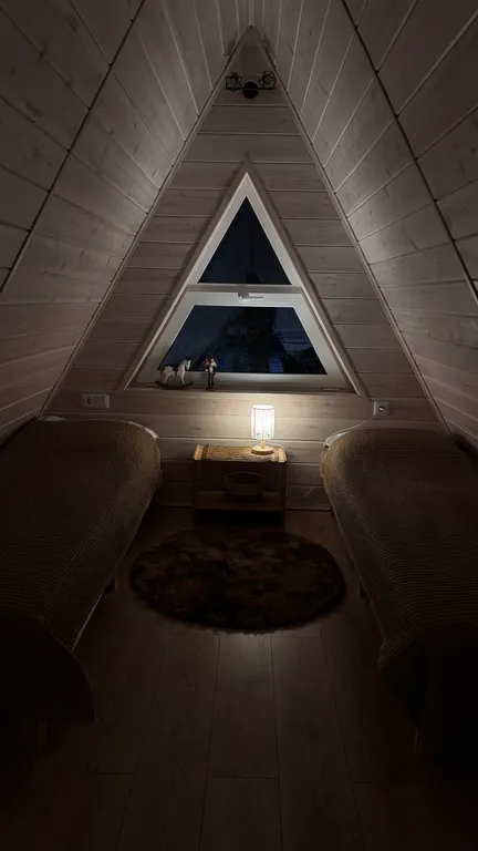 Афрейм на берегу озера Селигер с банным чаном